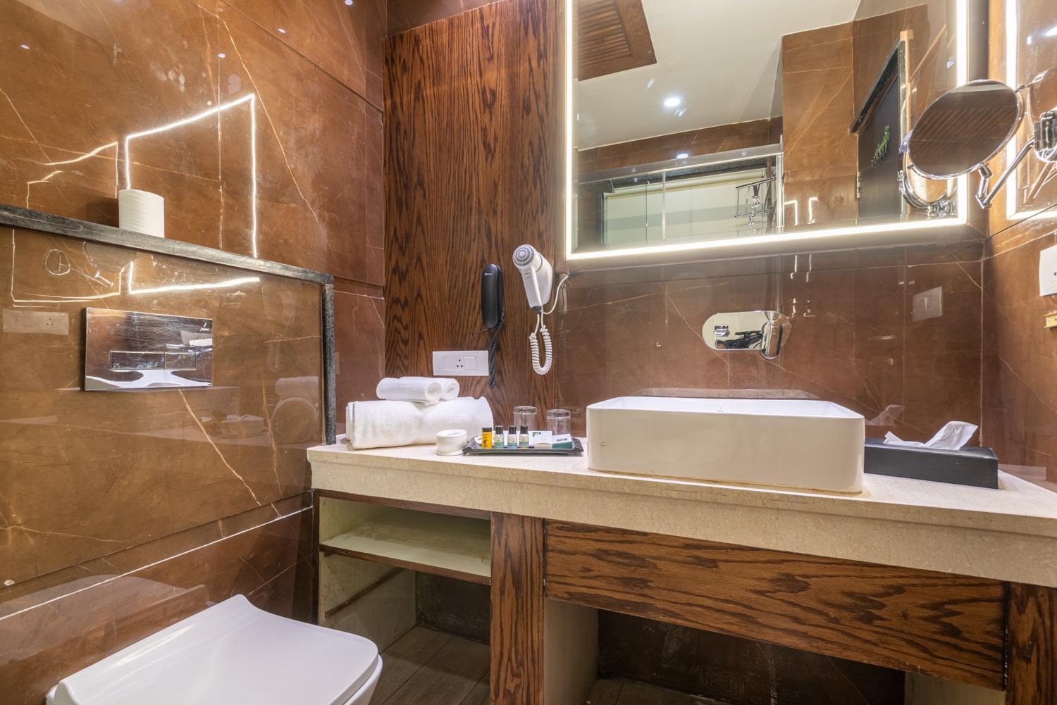 Quality Inn By Lawrence Hotels Dharamshala Eksteriør bilde